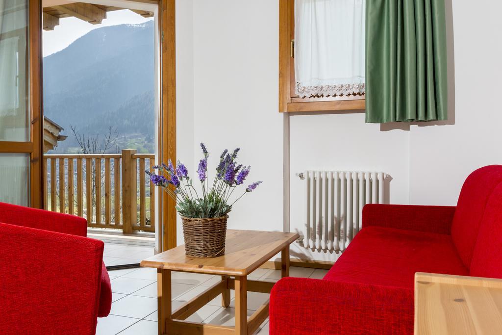 Residence Green House Bocenago Zimmer foto